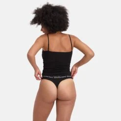 Bamboo Basics Dames 3-pack Strings Emma Zwart -Boxers Ondergoed Winkel aHR0cHM6Ly93d3cuYm94ZXJzLm5sL21lZGlhL2NhdGFsb2cvcHJvZHVjdC9iL2EvYmFtYm9vLWJhc2ljc19lbW1hLTAwMS1iYWNrLmpwZz9zdG9yZT1ib3hlcnNfbmwmaW1hZ2UtdHlwZT1pbWFnZQ