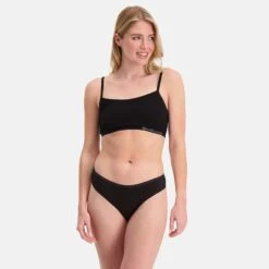 Bamboo Basics Dames 3-pack Strings Lola Zwart -Boxers Ondergoed Winkel aHR0cHM6Ly93d3cuYm94ZXJzLm5sL21lZGlhL2NhdGFsb2cvcHJvZHVjdC9iL2EvYmFtYm9vLWJhc2ljc19sb2xhLTAwMV9tb2RlbF92b29ya2FudC5qcGc c3RvcmU9Ym94ZXJzX25sJmltYWdlLXR5cGU9aW1hZ2U
