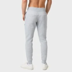 BJØRN BORG Björn Borg Tapered Sweatpants Centre Mini Logo Grijs -Boxers Ondergoed Winkel aHR0cHM6Ly93d3cuYm94ZXJzLm5sL21lZGlhL2NhdGFsb2cvcHJvZHVjdC9iL2ovYmpvcm4tYm9yZ18xMDAwNDI0My1tZTAwNV8xLmpwZz9zdG9yZT1ib3hlcnNfbmwmaW1hZ2UtdHlwZT1pbWFnZQ