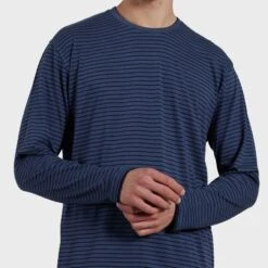 CECEBA Bamboe Pyjamaset Lang Boord Stripe Blauw -Boxers Ondergoed Winkel aHR0cHM6Ly93d3cuYm94ZXJzLm5sL21lZGlhL2NhdGFsb2cvcHJvZHVjdC9jL2UvY2VjZWJhXzMxMjE4LTYwOTYtNjIyXzQuanBnP3N0b3JlPWJveGVyc19ubCZpbWFnZS10eXBlPWltYWdl