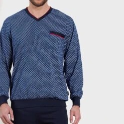 Götzburg Pyjamaset Lang Boord Pocket Diamond Blauw -Boxers Ondergoed Winkel aHR0cHM6Ly93d3cuYm94ZXJzLm5sL21lZGlhL2NhdGFsb2cvcHJvZHVjdC9nL28vZ290emJ1cmdfNDUxMzgxLTQwMDgtMDYzMF8xLmpwZz9zdG9yZT1ib3hlcnNfbmwmaW1hZ2UtdHlwZT1pbWFnZQ