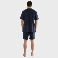 Götzburg Pyjamaset Kort Pocket Dot Blauw -Boxers Ondergoed Winkel aHR0cHM6Ly93d3cuYm94ZXJzLm5sL21lZGlhL2NhdGFsb2cvcHJvZHVjdC9nL28vZ290emJ1cmdfNDUxNTA0LTQwMDgtODQxNF8xLmpwZz9zdG9yZT1ib3hlcnNfbmwmaW1hZ2UtdHlwZT1pbWFnZQ
