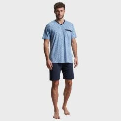 Götzburg Pyjamaset Kort Pocket Mixed Stripe Blauw -Boxers Ondergoed Winkel aHR0cHM6Ly93d3cuYm94ZXJzLm5sL21lZGlhL2NhdGFsb2cvcHJvZHVjdC9nL28vZ290emJ1cmdfNDUyMDExLTQwMDgtNjI1XzIuanBnP3N0b3JlPWJveGVyc19ubCZpbWFnZS10eXBlPWltYWdl