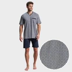 Götzburg Pyjamaset Kort Pocket Blauw 7 Götzburg Pyjamaset Kort Pocket Blauw -Boxers Ondergoed Winkel aHR0cHM6Ly93d3cuYm94ZXJzLm5sL21lZGlhL2NhdGFsb2cvcHJvZHVjdC9nL28vZ290emJ1cmdfNDUyMDg1LTQwMDktNjI2X18xXzEuanBnP3N0b3JlPWJveGVyc19ubCZpbWFnZS10eXBlPWltYWdl