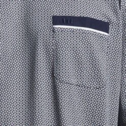 Götzburg Pyjamaset Lang Boord Pocket Blauw 12 Götzburg Pyjamaset Lang Boord Pocket Blauw -Boxers Ondergoed Winkel aHR0cHM6Ly93d3cuYm94ZXJzLm5sL21lZGlhL2NhdGFsb2cvcHJvZHVjdC9nL28vZ290emJ1cmdfNDUyMDg2LTQwMDktMDYyNl81LmpwZz9zdG9yZT1ib3hlcnNfbmwmaW1hZ2UtdHlwZT1pbWFnZQ