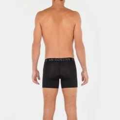 HOM 3-pack Long Boxers Patrick Zwart & Grijs 15 HOM 3-pack Long Boxers Patrick Zwart & Grijs -Boxers Ondergoed Winkel aHR0cHM6Ly93d3cuYm94ZXJzLm5sL21lZGlhL2NhdGFsb2cvcHJvZHVjdC9oL28vaG9tXzQwNTc2OS10MDE3XzFfbW9kZWxfYWNodGVya2FudC0uanBnP3N0b3JlPWJveGVyc19ubCZpbWFnZS10eXBlPWltYWdl