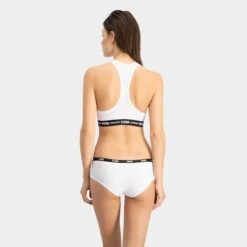 PUMA Dames 2-pack Cotton Modal Hipsters Wit -Boxers Ondergoed Winkel aHR0cHM6Ly93d3cuYm94ZXJzLm5sL21lZGlhL2NhdGFsb2cvcHJvZHVjdC9wL3UvcHVtYV82MDMwMzIwMDEtMzE3X21vZGVsXzMuanBnP3N0b3JlPWJveGVyc19ubCZpbWFnZS10eXBlPWltYWdl
