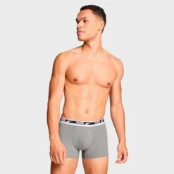 PUMA 2-pack Boxers Everyday Multi Logo Zwart & Grijs -Boxers Ondergoed Winkel aHR0cHM6Ly93d3cuYm94ZXJzLm5sL21lZGlhL2NhdGFsb2cvcHJvZHVjdC9wL3UvcHVtYV83MDEyMjYzOTItMDAyXzUuanBnP3N0b3JlPWJveGVyc19ubCZpbWFnZS10eXBlPWltYWdl