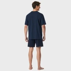 Schiesser Comfort Essentials Pyjamaset Kort Pocket Blocks Blauw -Boxers Ondergoed Winkel aHR0cHM6Ly93d3cuYm94ZXJzLm5sL21lZGlhL2NhdGFsb2cvcHJvZHVjdC9zL2Mvc2NoaWVzc2VyXzE4MjE5My04MDRfMi5qcGc c3RvcmU9Ym94ZXJzX25sJmltYWdlLXR5cGU9aW1hZ2U